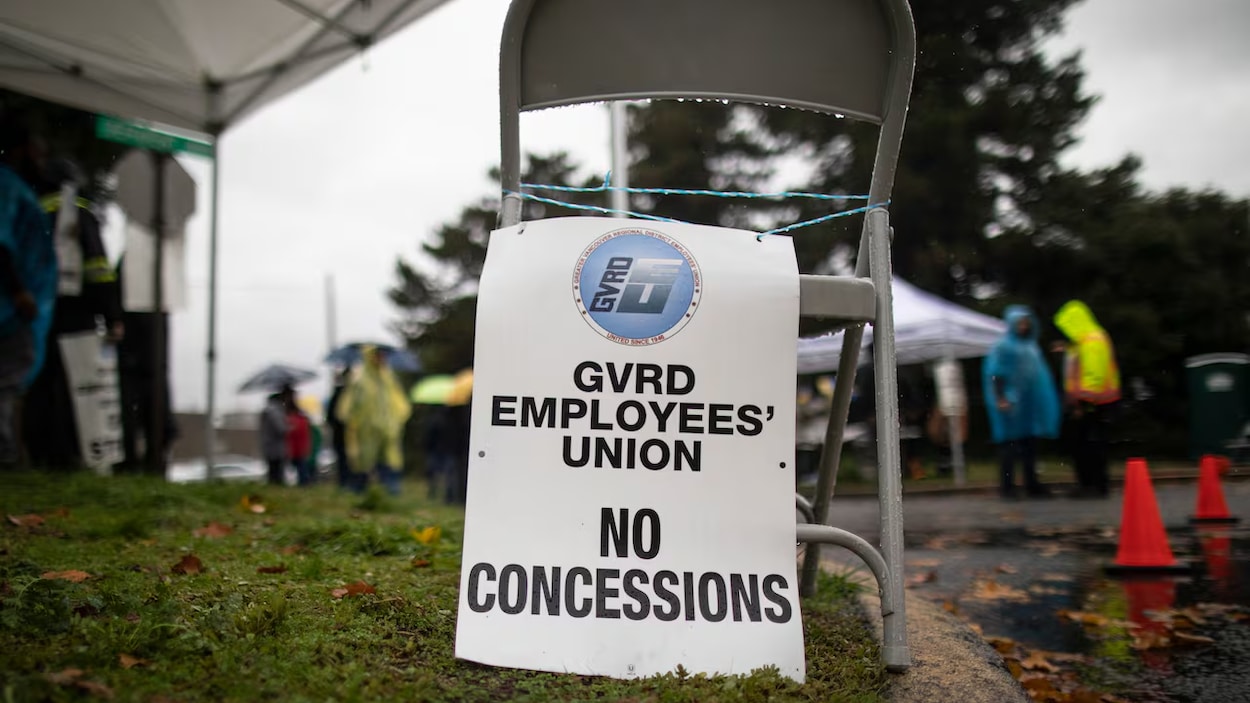 Fin de la grève généralisée des travailleurs externes de Metro Vancouver