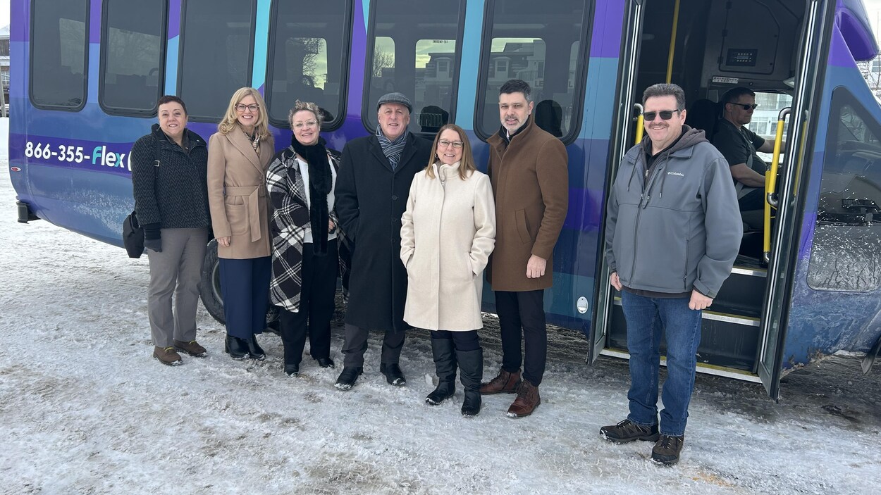 Le service de transport en commun FlexGo est lancé à Bathurst