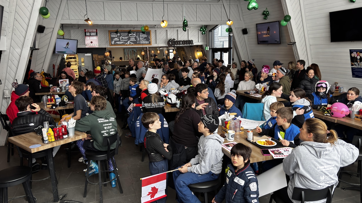 La paraskieuse Florence Carrier inspire la jeunesse au mont Owl’s Head