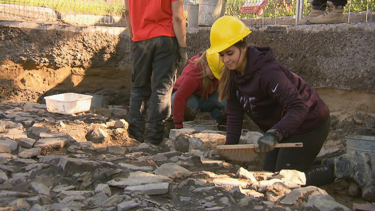 Les étudiants en archéologie de l'Université Laval ont fait plusieurs découvertes.