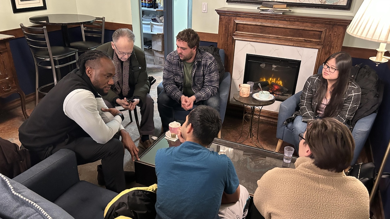 Le français autour d’un café : l’essor du « Franco club » à Regina