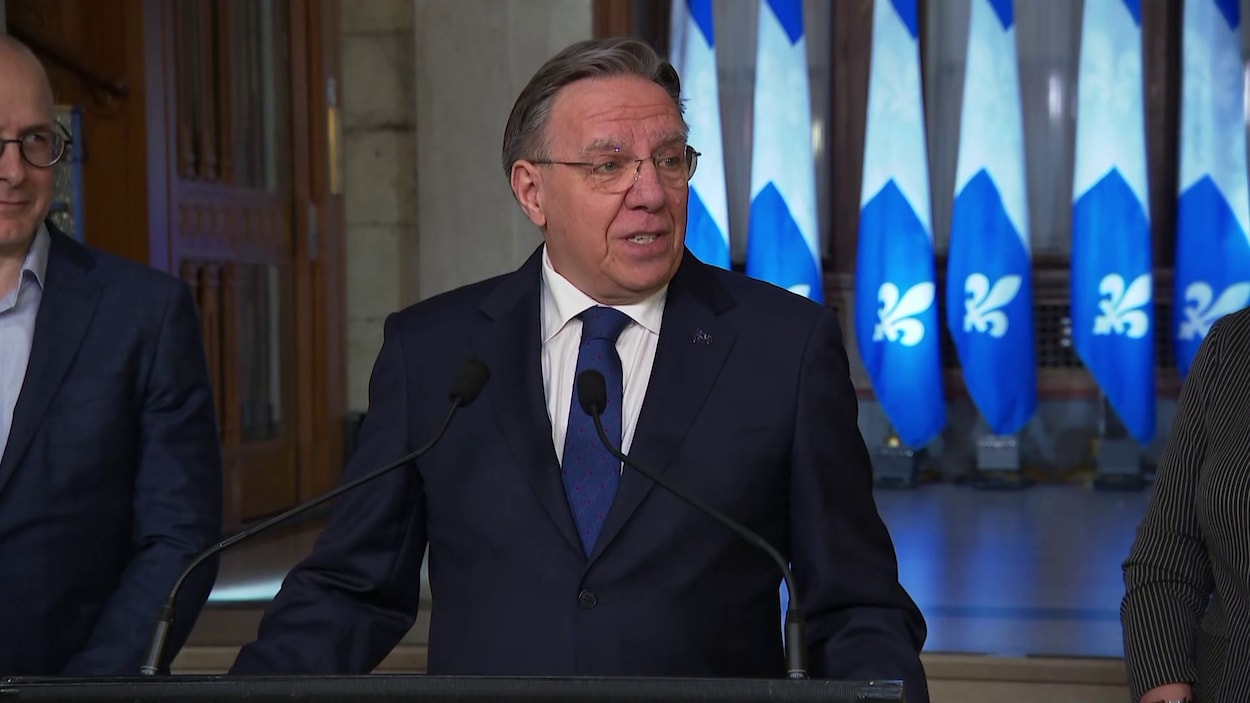 Démission de Legault : Geneviève Hébert reste muette