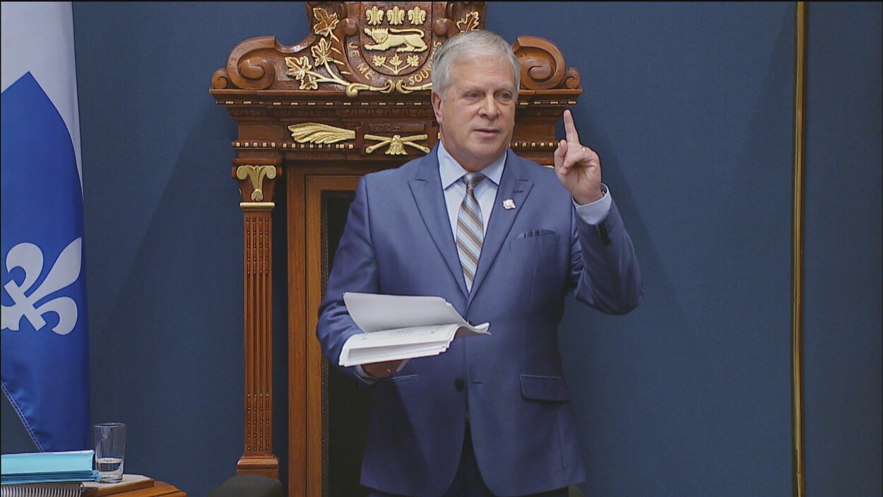 Le président de l'Assemblée nationale François Paradis, lors de la reprise des travaux le mardi 5 février 2019