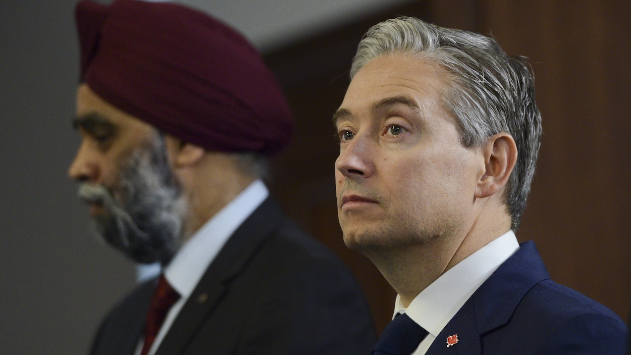 François-Philippe Champagne et Harjit Sajjan en conférence de presse.