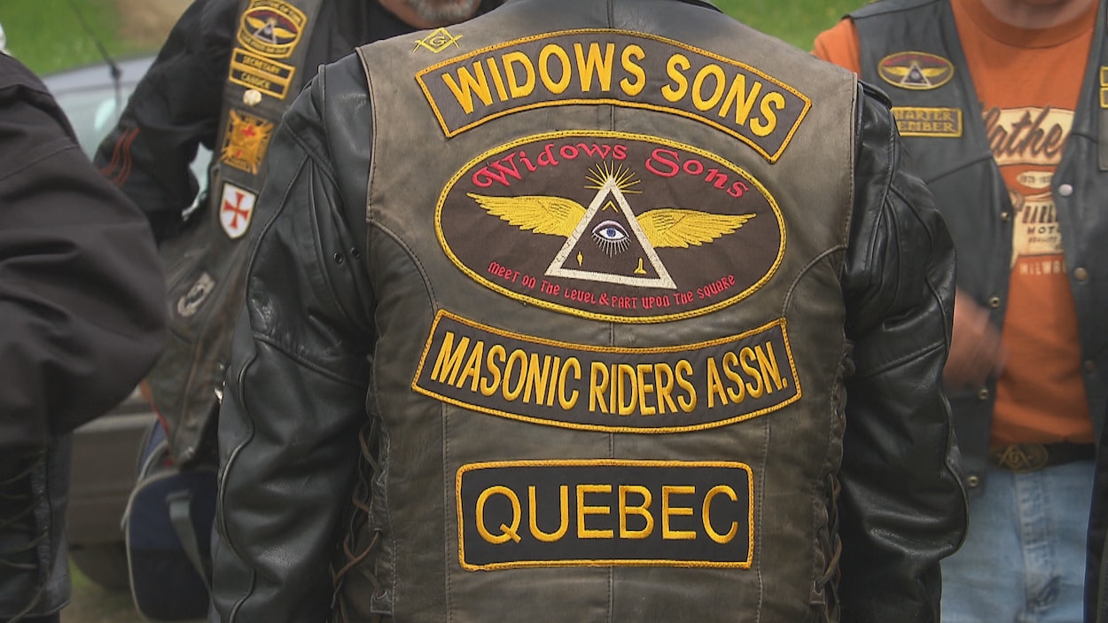 Les francs-maçons seraient environ 5000 membres au Québec.