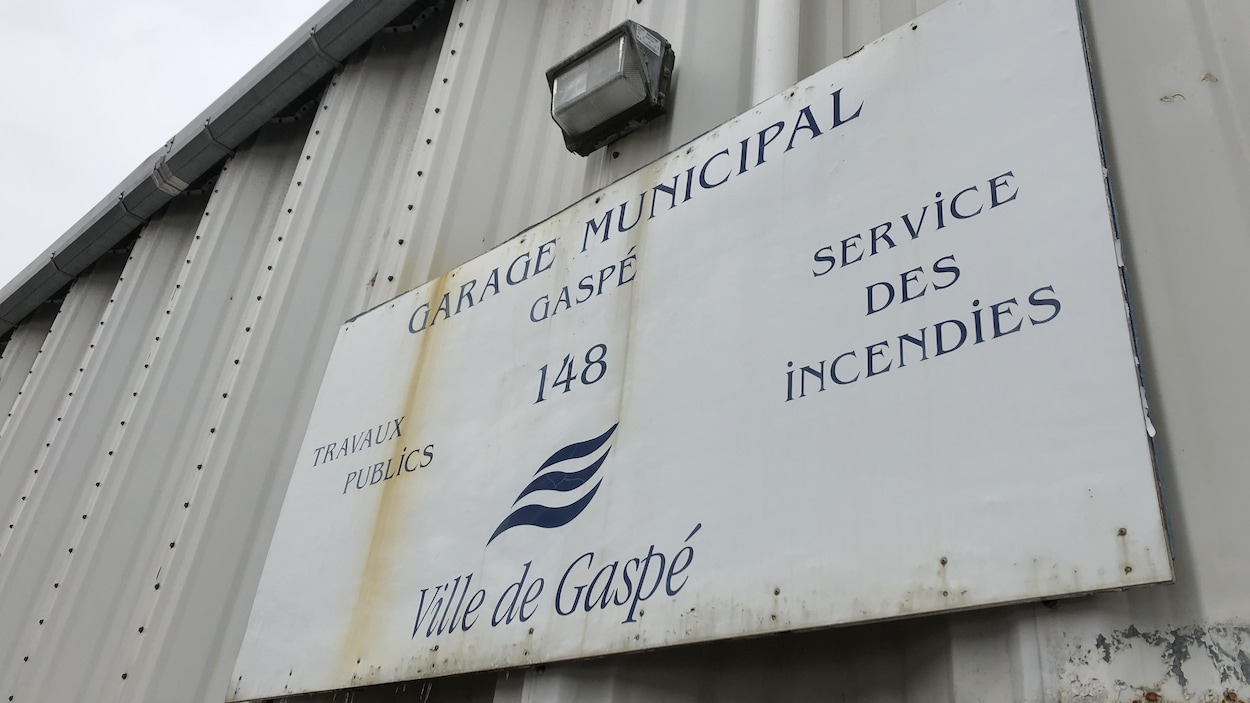 Le garage municipal de la Ville de Gaspé.