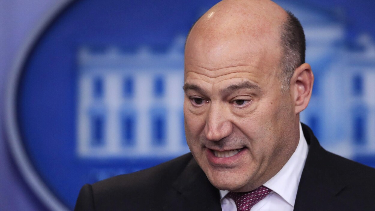 Gary Cohn, qui était le principal conseiller économique de Donald Trump, lors d'un point de presse à la Maison-Blanche en janvier 2018. Gary Cohn, qui était le principal conseiller économique de Donald Trump, lors d'un point de presse à la Maison-Blanche en janvier 2018.