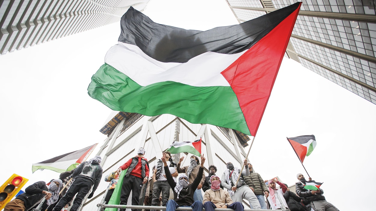 Un manifestant propalestinien arrêté pour de possibles liens avec le Hamas