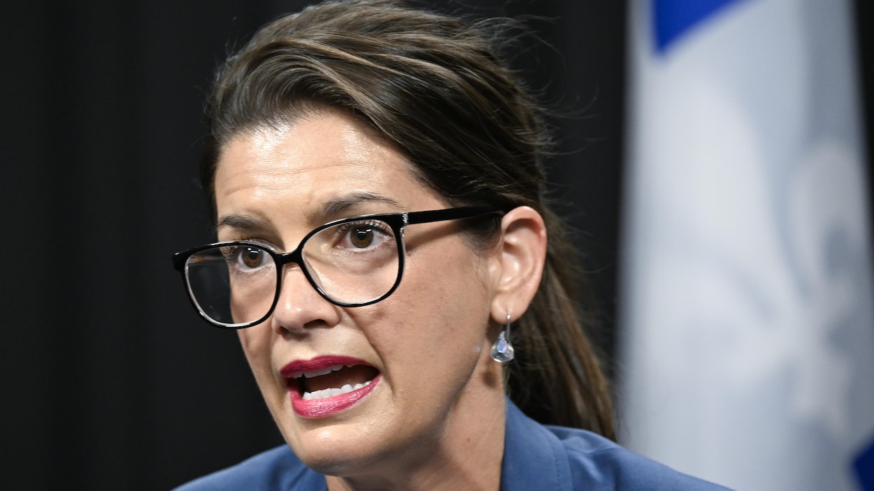 Guilbault veut abolir la « double taxe de bienvenue » pour les maisons héritées