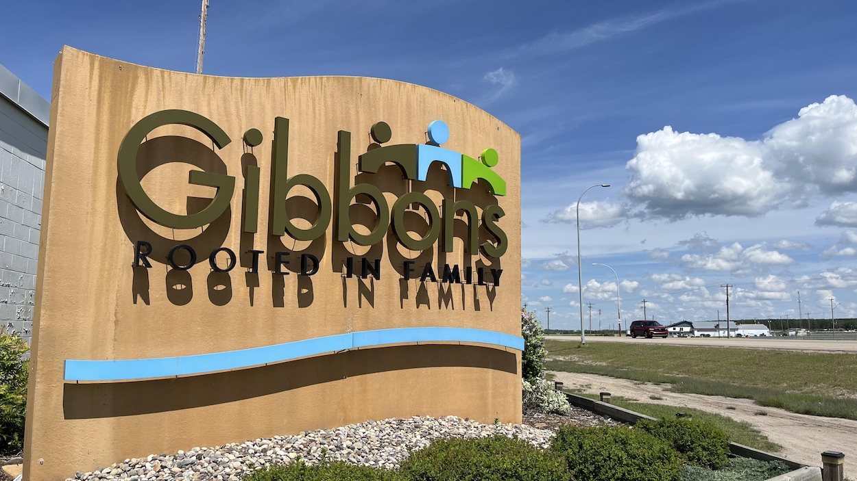 Les résidents de Gibbons veulent conserver leur municipalité