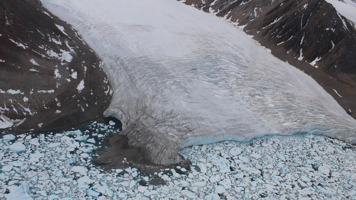Un glacier.