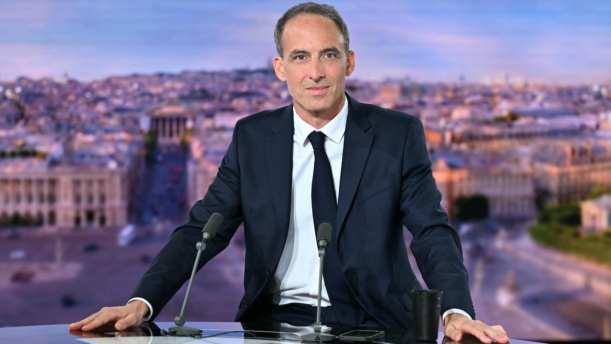 Présidentielle en France : l’eurodéputé de centre gauche Glucksmann annonce sa candidature