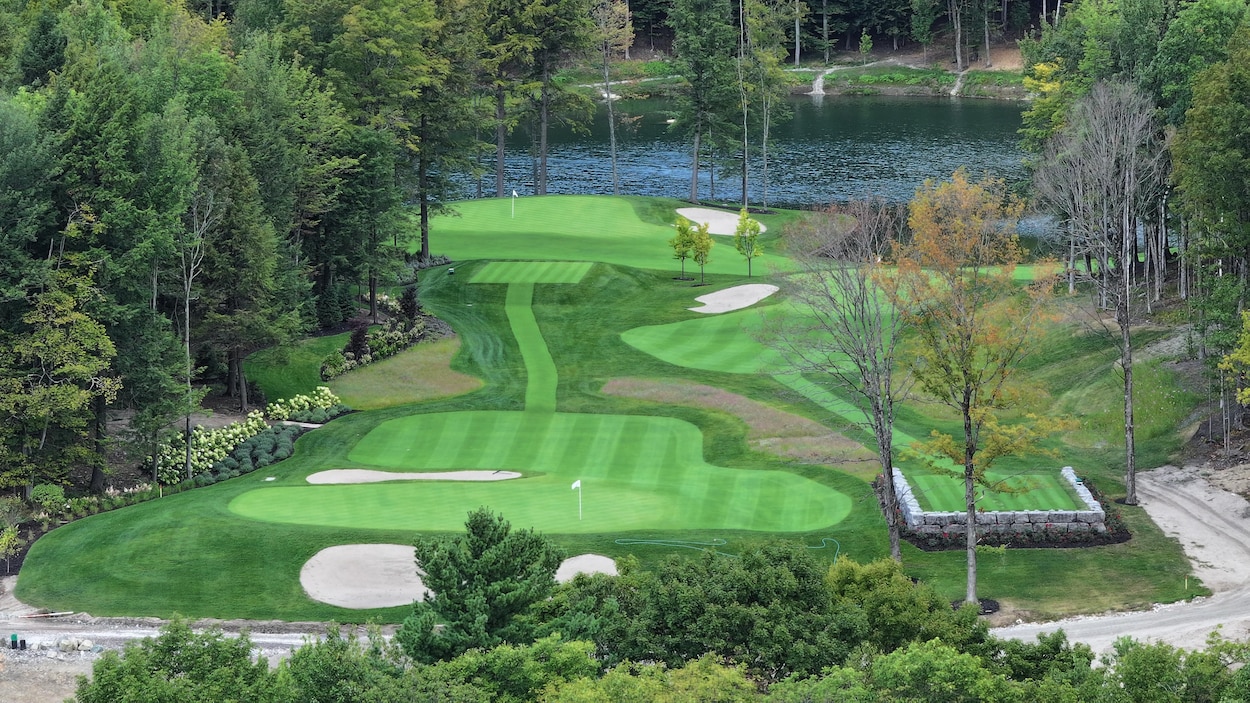 Un terrain de golf à Austin est sanctionné par la MRC de Memphrémagog