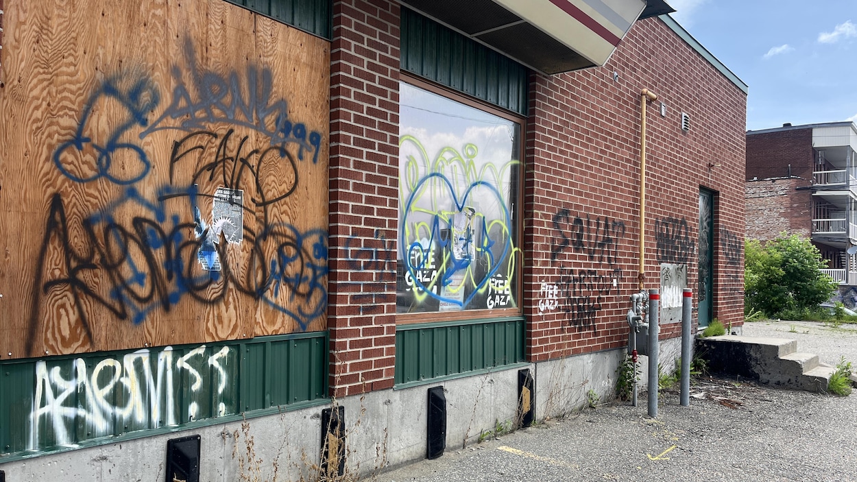 « C’est un combat sans fin » : un promoteur dénonce les graffitis en hausse à Sherbrooke
