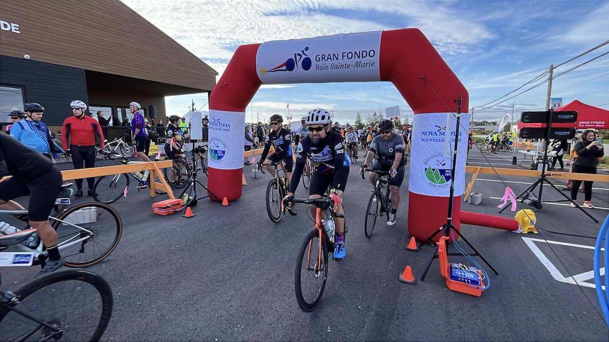 Le Gran Fondo 2026 attire 550 cyclistes à la Baie Sainte-Marie