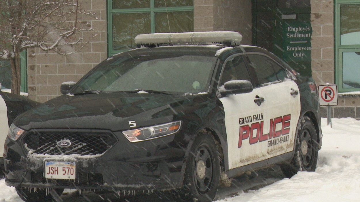 Une voiture de la Force policière de Grand-Sault
