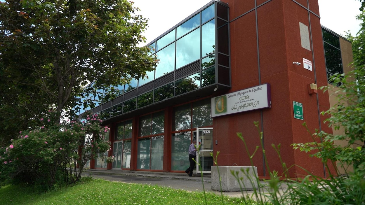 La devanture du Centre culturel islamique de Québec.