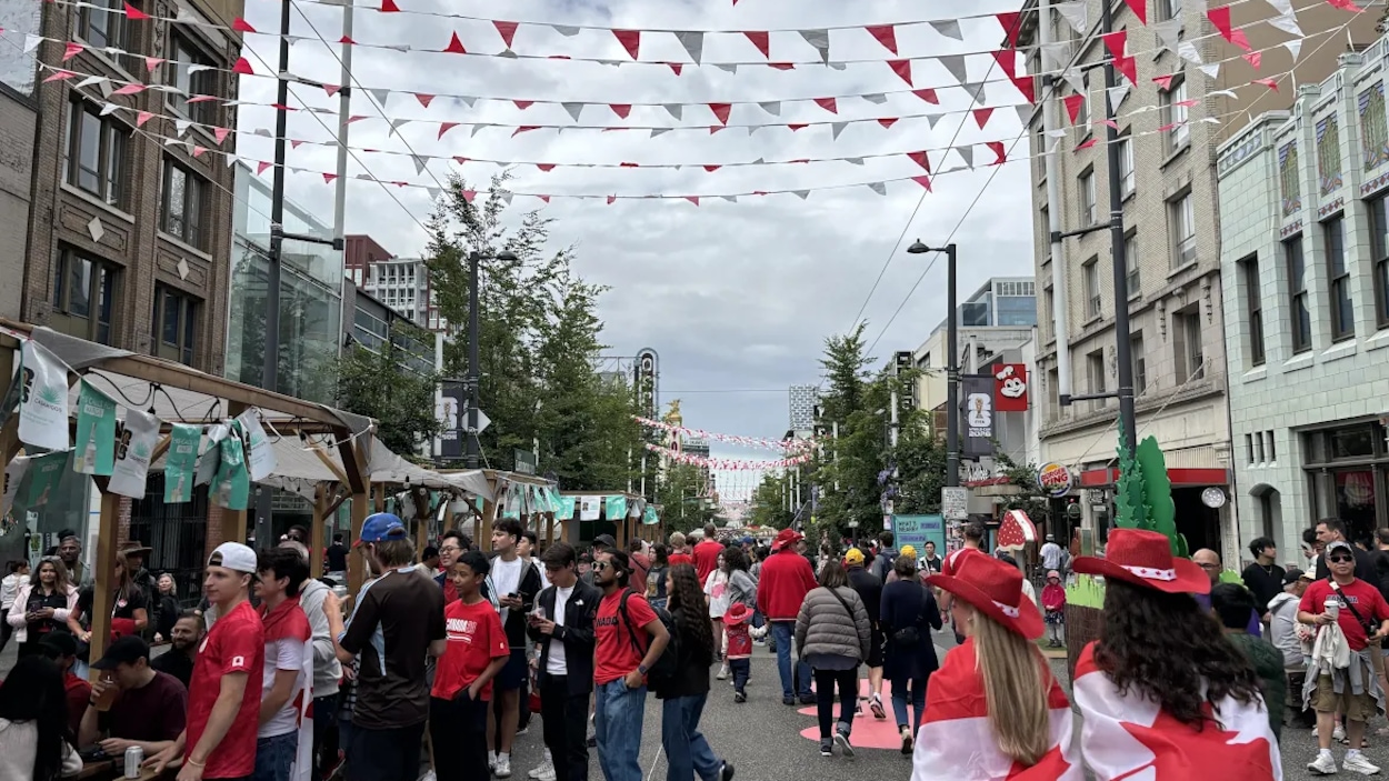 La prolongation de la zone piétonne de la rue Granville réjouit des Vancouvérois