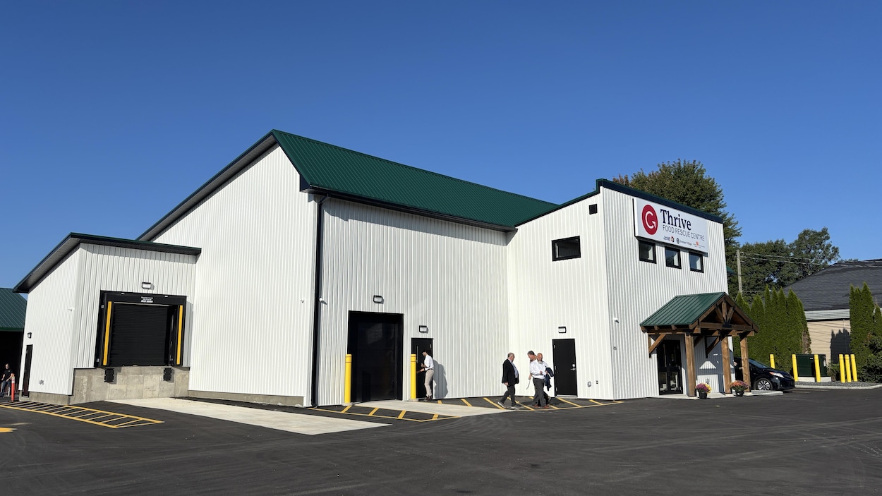 Un centre de transformation pour aliments périssables ouvre ses portes à Fredericton