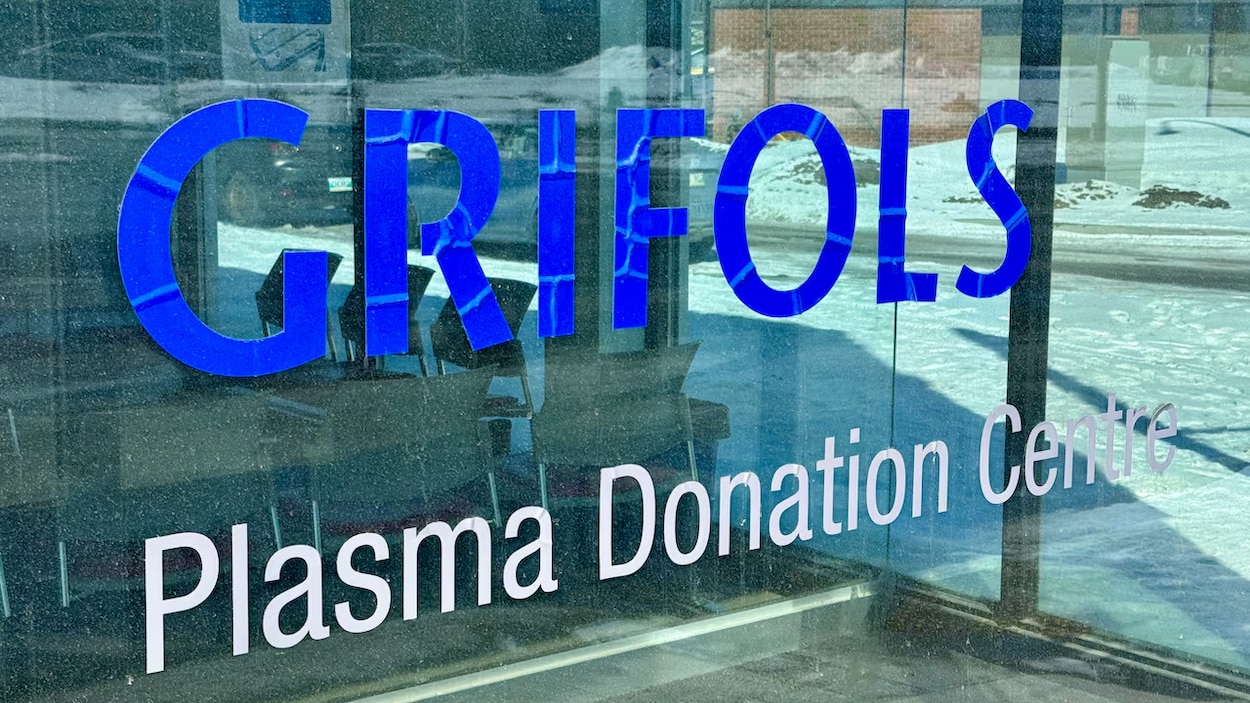 Plusieurs réactions graves aux dons de plasma « classées à tort », selon Santé Canada