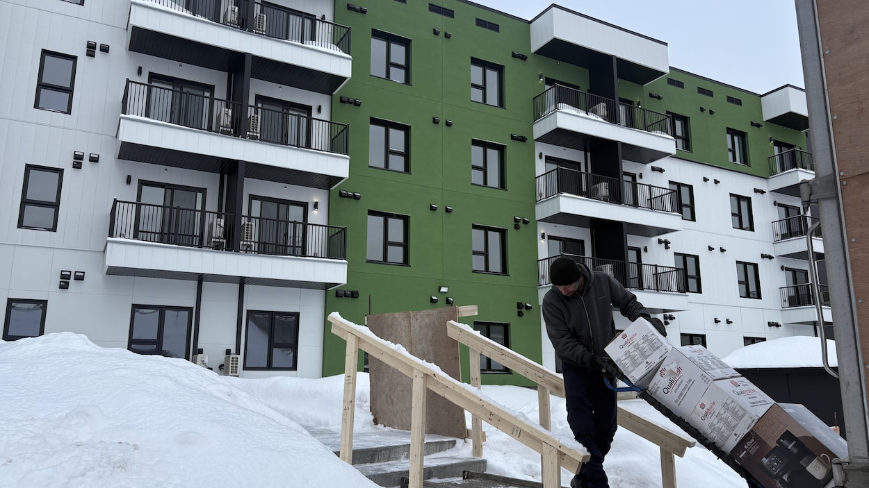Arrivée des premiers locataires dans les Habitations Coderr à Alma