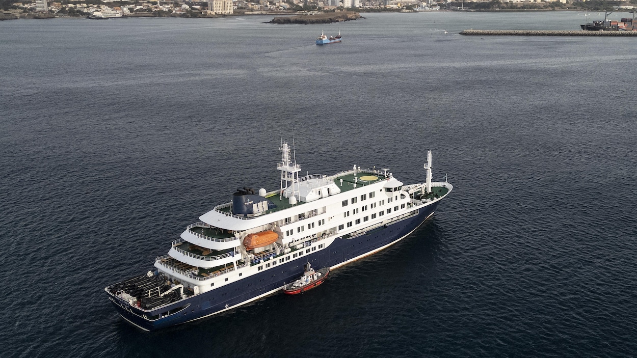 Hantavirus: le navire attendu samedi aux Canaries, l’évacuation des passagers prévue lundi