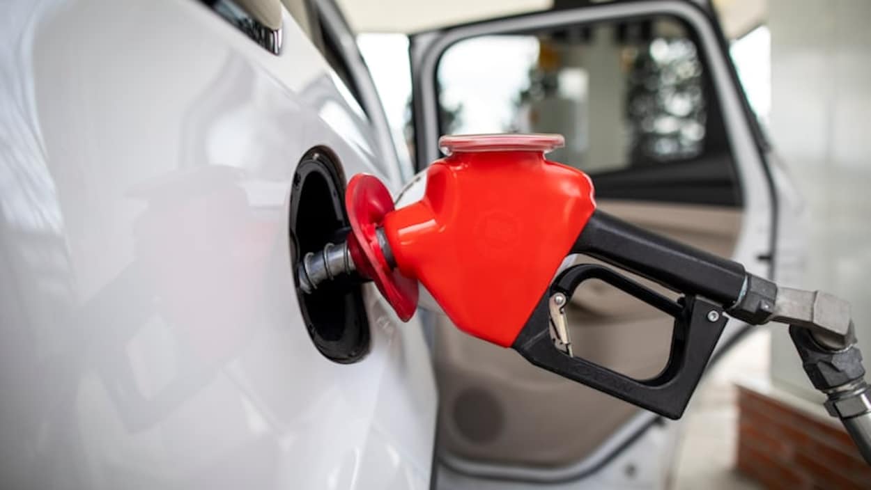 Les prix de l’essence repartent à la hausse pour les vacances