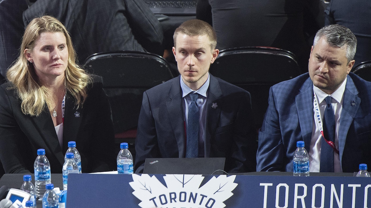 Hayley Wickenheiser et les Maple Leafs se séparent