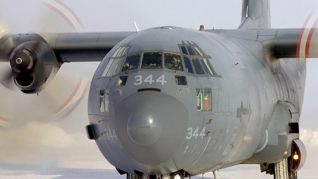 Un avion CC-130 Hercules.