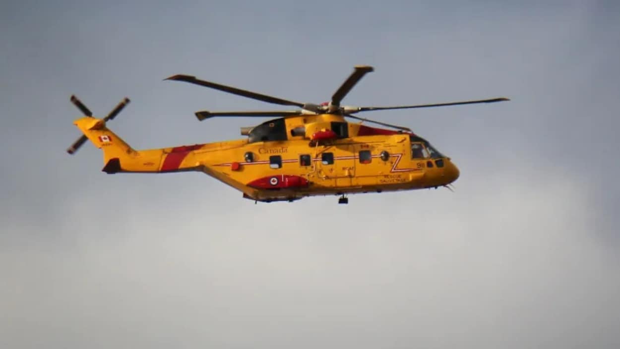 Schwyz: un homme retrouvé grâce à un hélicoptère équipé d'une
