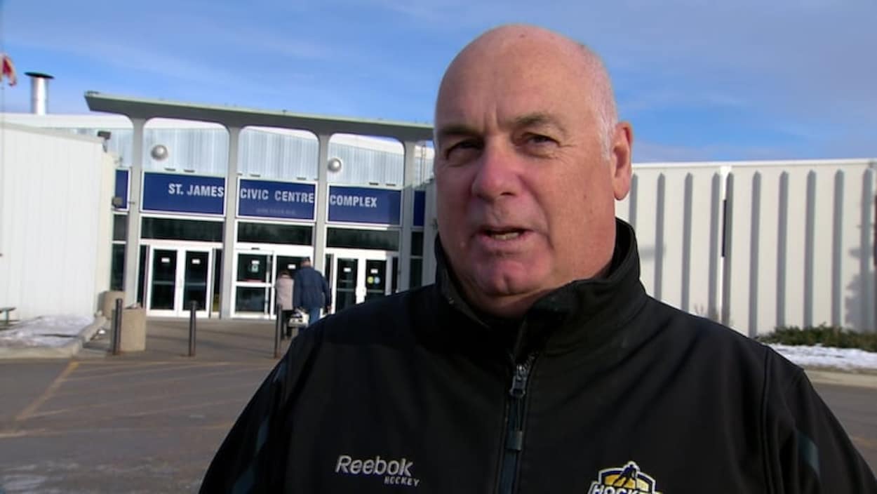 Hockey Manitoba congédie son directeur général en poste depuis 2001