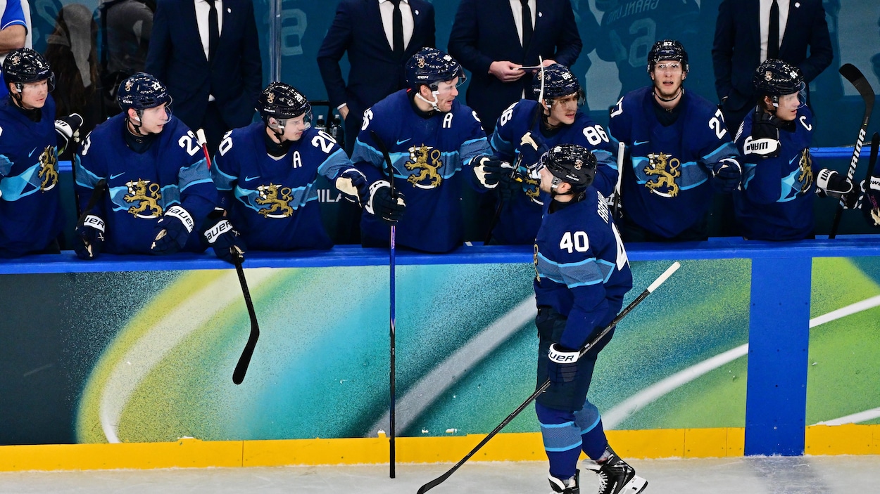 La Finlande défait la Suède 4-1 au hockey masculin