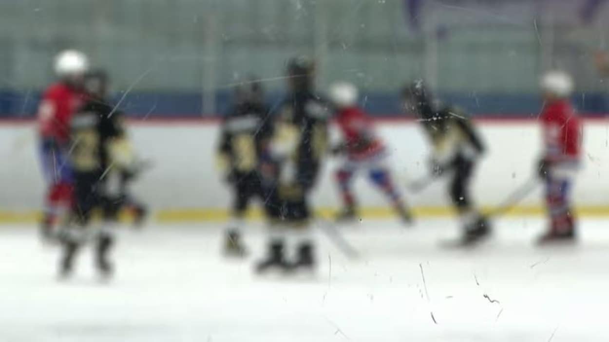 Hockey : pas d’accusation contre deux jeunes dans une affaire de bizutage