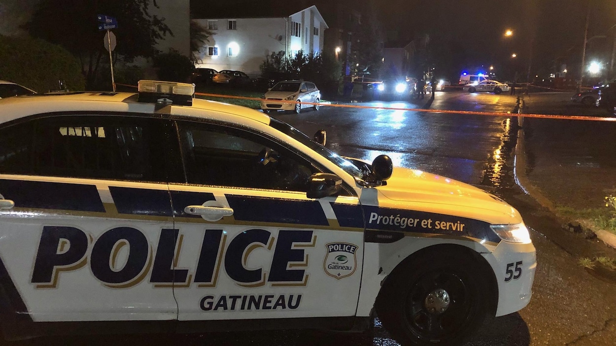 Une voiture du Service de police de Gatineau.