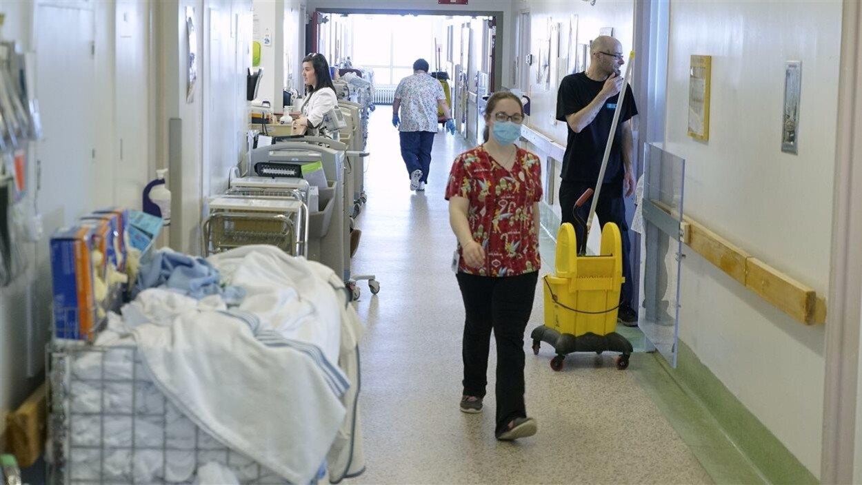 Le Centre intégré de santé et de services sociaux de la Côte-Nord-Manicouagan, à Baie-Comeau. Le Centre intégré de santé et de services sociaux de la Côte-Nord-Manicouagan, à Baie-Comeau.
