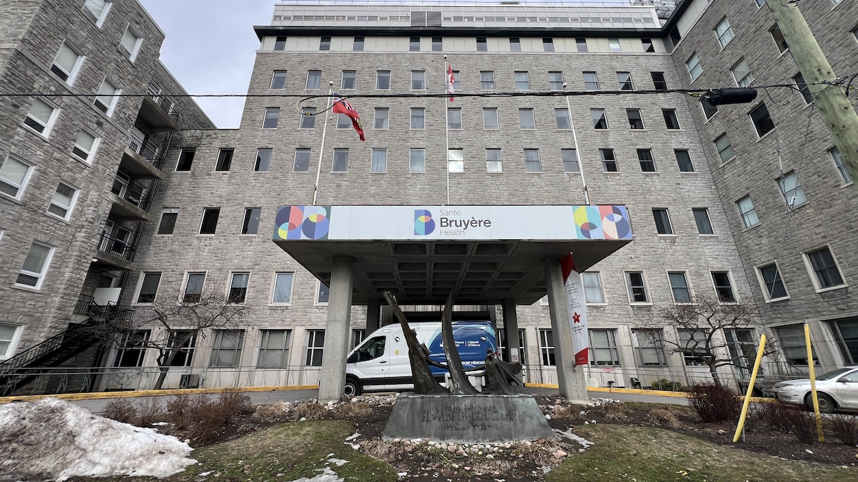 À Ottawa, 55 emplois disparaîtront au Santé Bruyère