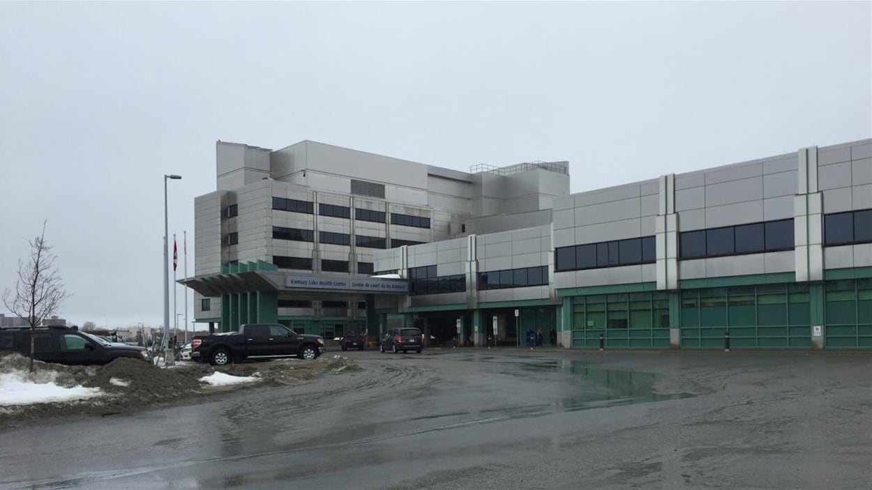 Extérieur d’Horizon Santé-Nord dans le Grand Sudbury.