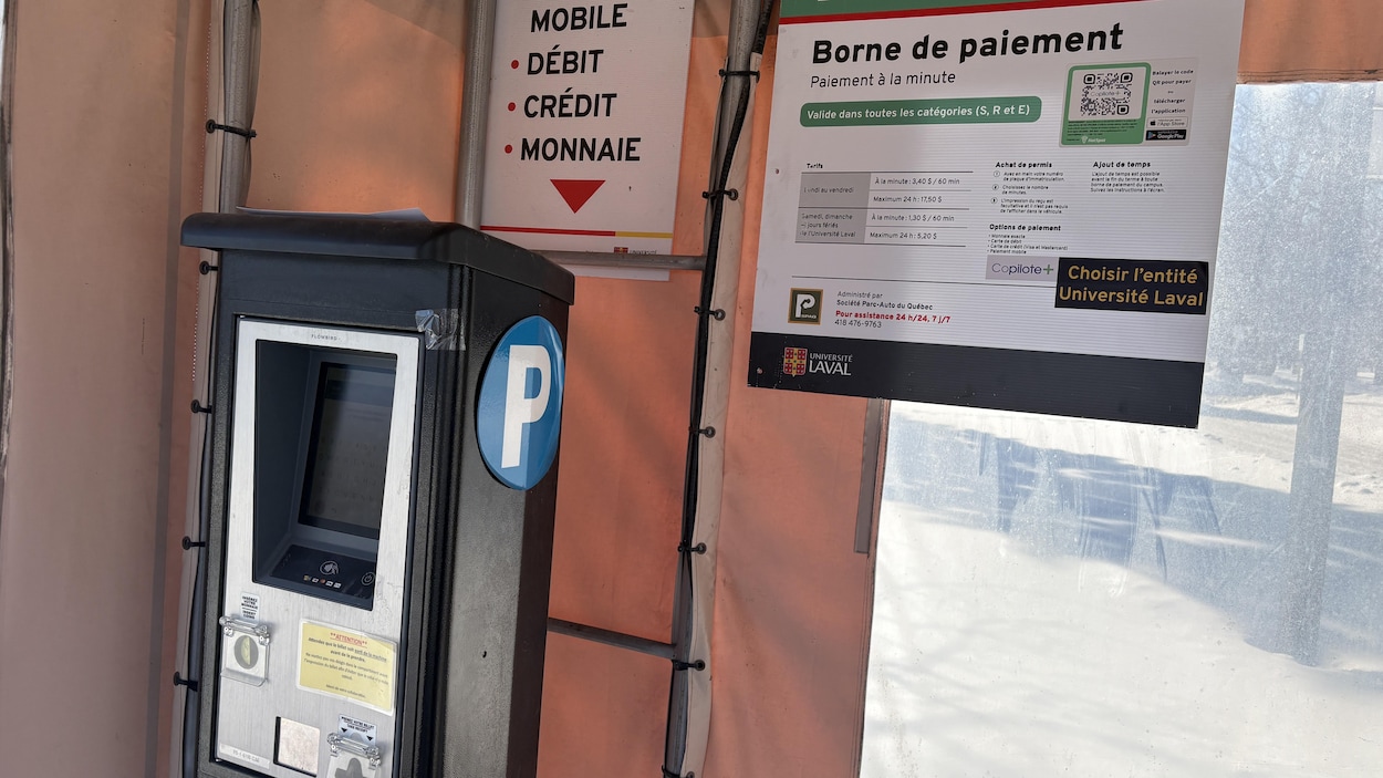 Jusqu’à 50 constats d’infraction par jour pour le stationnement à l’Université Laval