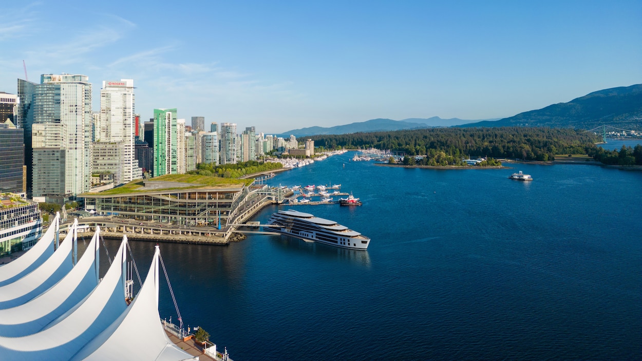 Vancouver donne son feu vert à l’installation d’un hôtel flottant