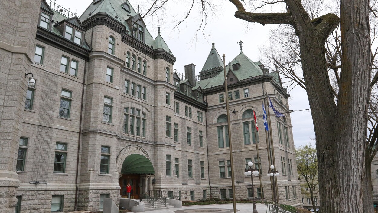 L'Hôtel de ville de Québec.