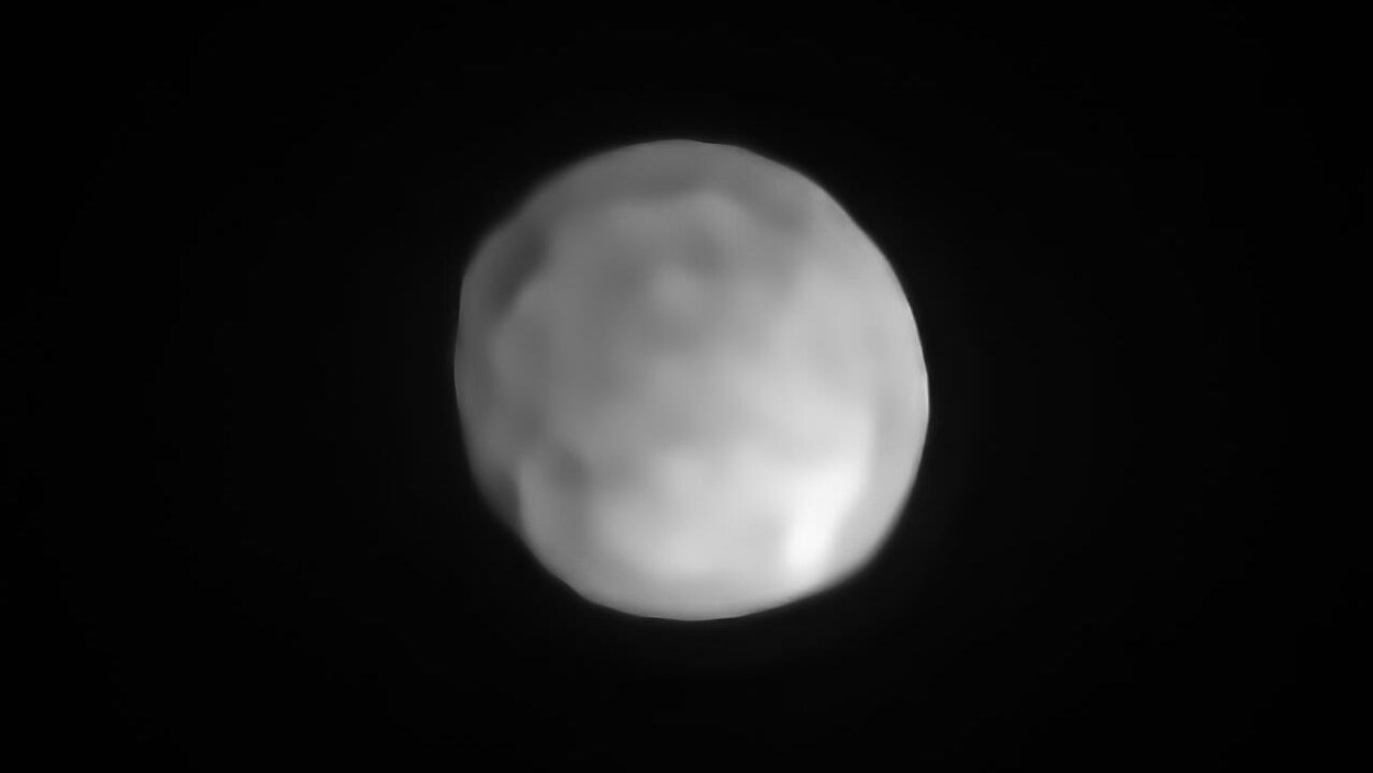 Image d’Hygiea acquise par l'instrument SPHERE.