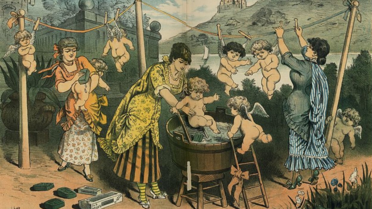 Des femmes baignent et savonnent des enfants dans une image colorée et humoristique faisant la publicité d'un savon américain du 19e siècle. 