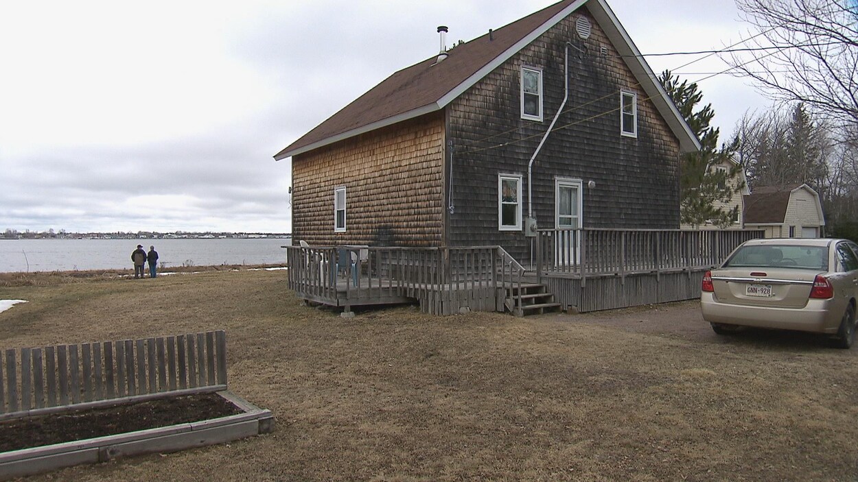 La maison ds Goguen au bord de l'eau, à Richibouctou. La maison ds Goguen au bord de l'eau, à Richibouctou.