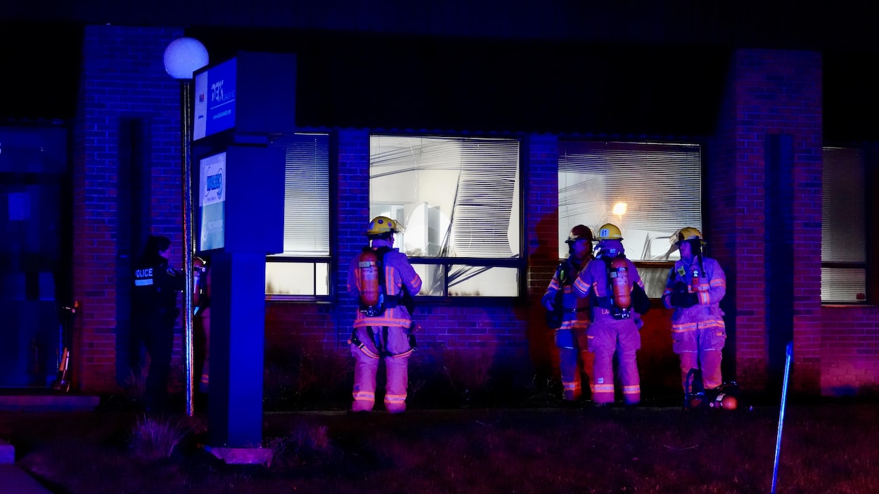 Un commerce à Dorval victime d’un incendie criminel