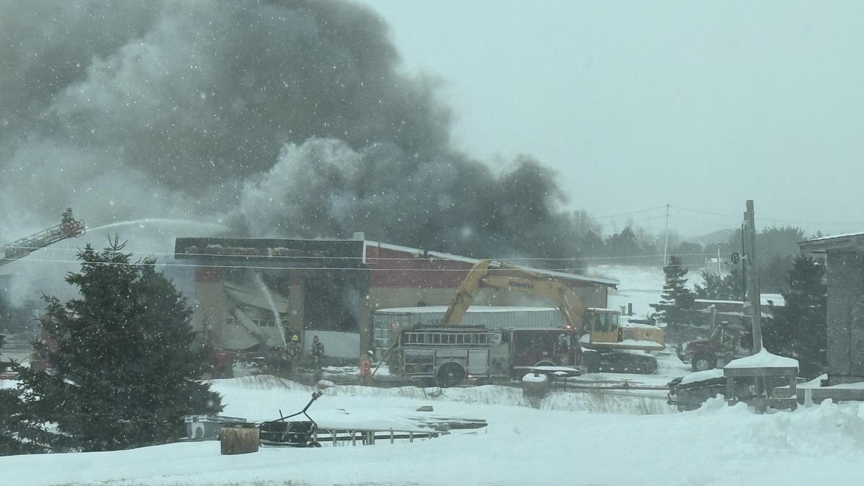 Une autre entreprise des Îles victime des flammes