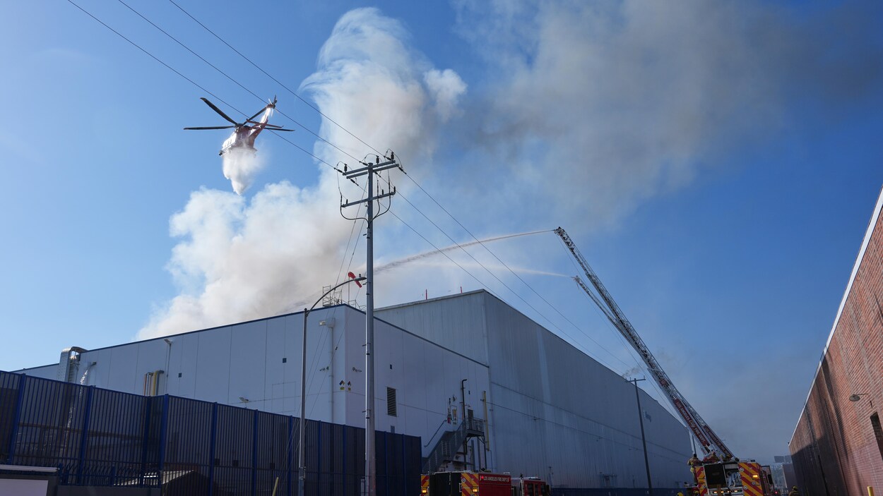 Los Angeles en état d’urgence pour l’incendie d’un entrepôt