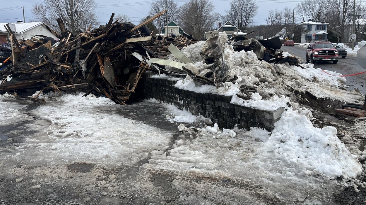 Incendie à Richmond : trois familles déplacées faute de logements abordables