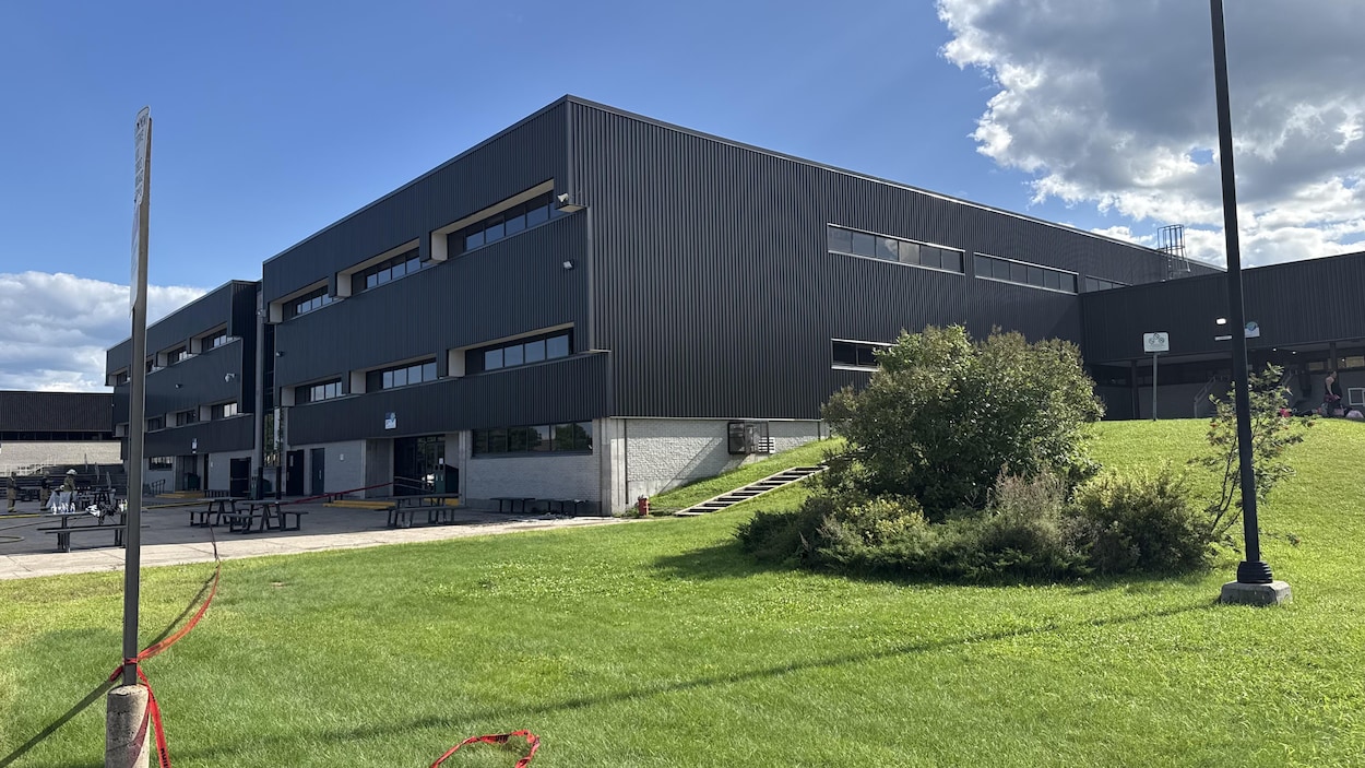 La rentrée à la Polyvalente des Quatre-Vents repoussée