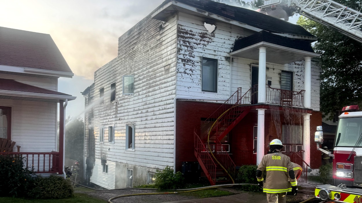 Incendie dans un immeuble de Roberval : huit résidents évacués