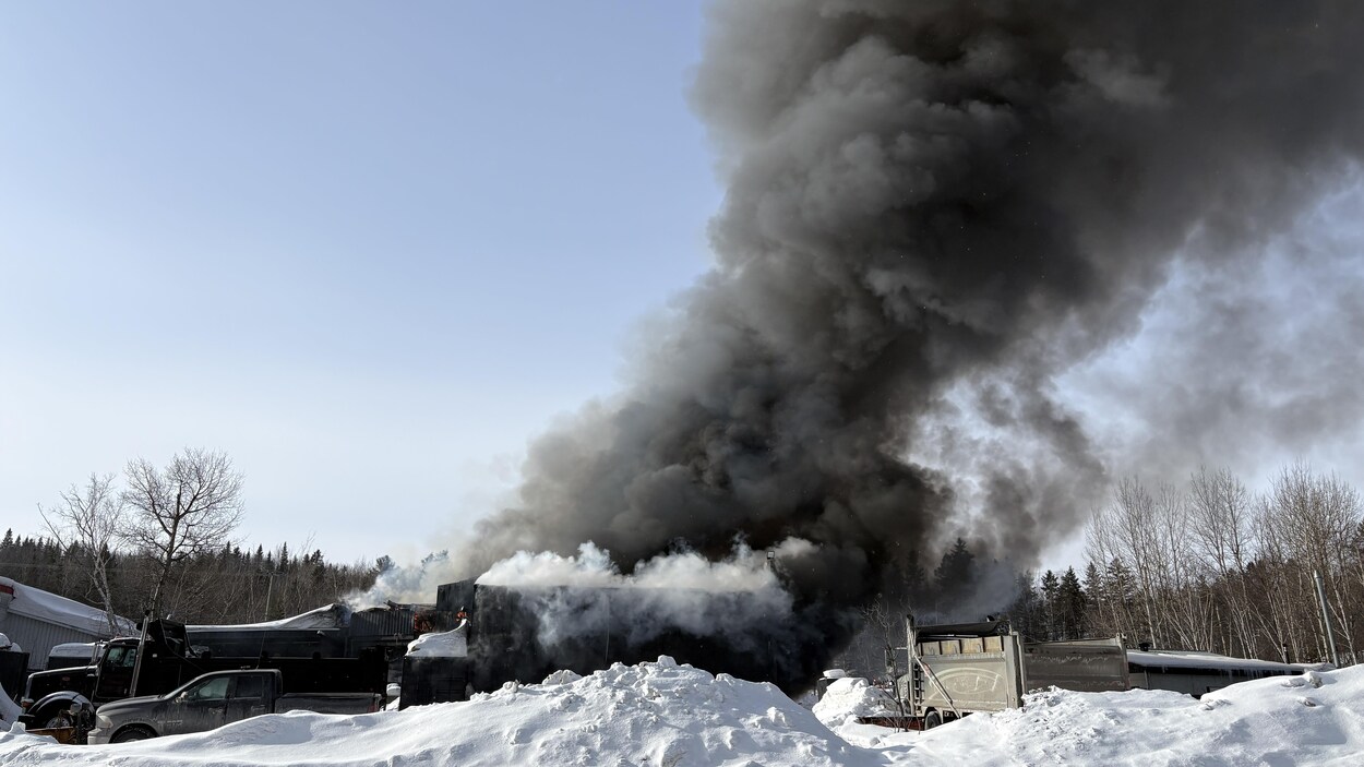 Incendie sur la rue Châteauguay à Jonquière